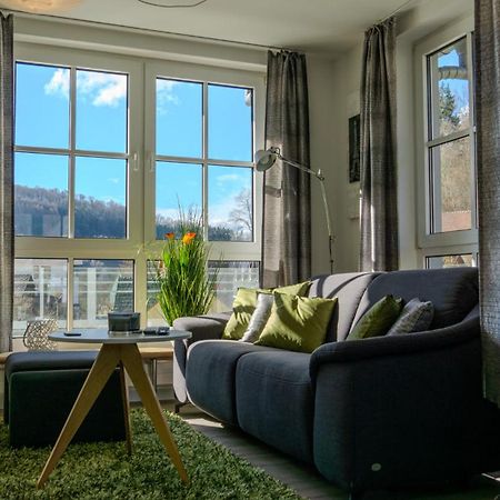 Grosszuegiges Helles Penthouse -Komplette Etage- Mit Balkon Und Stellplatz In Ruhiger Lage คูลม์บาค ภายนอก รูปภาพ