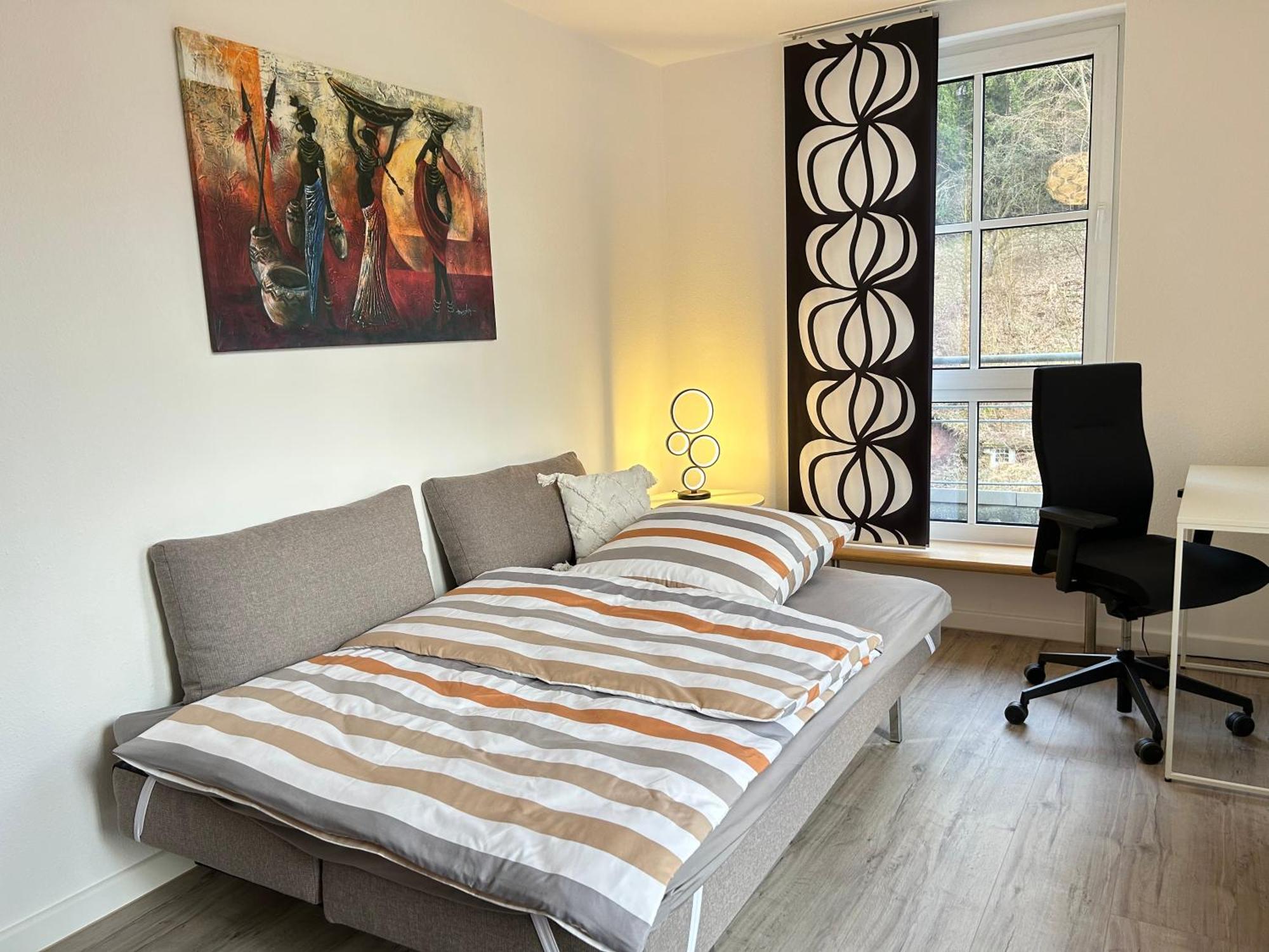 Grosszuegiges Helles Penthouse -Komplette Etage- Mit Balkon Und Stellplatz In Ruhiger Lage คูลม์บาค ภายนอก รูปภาพ