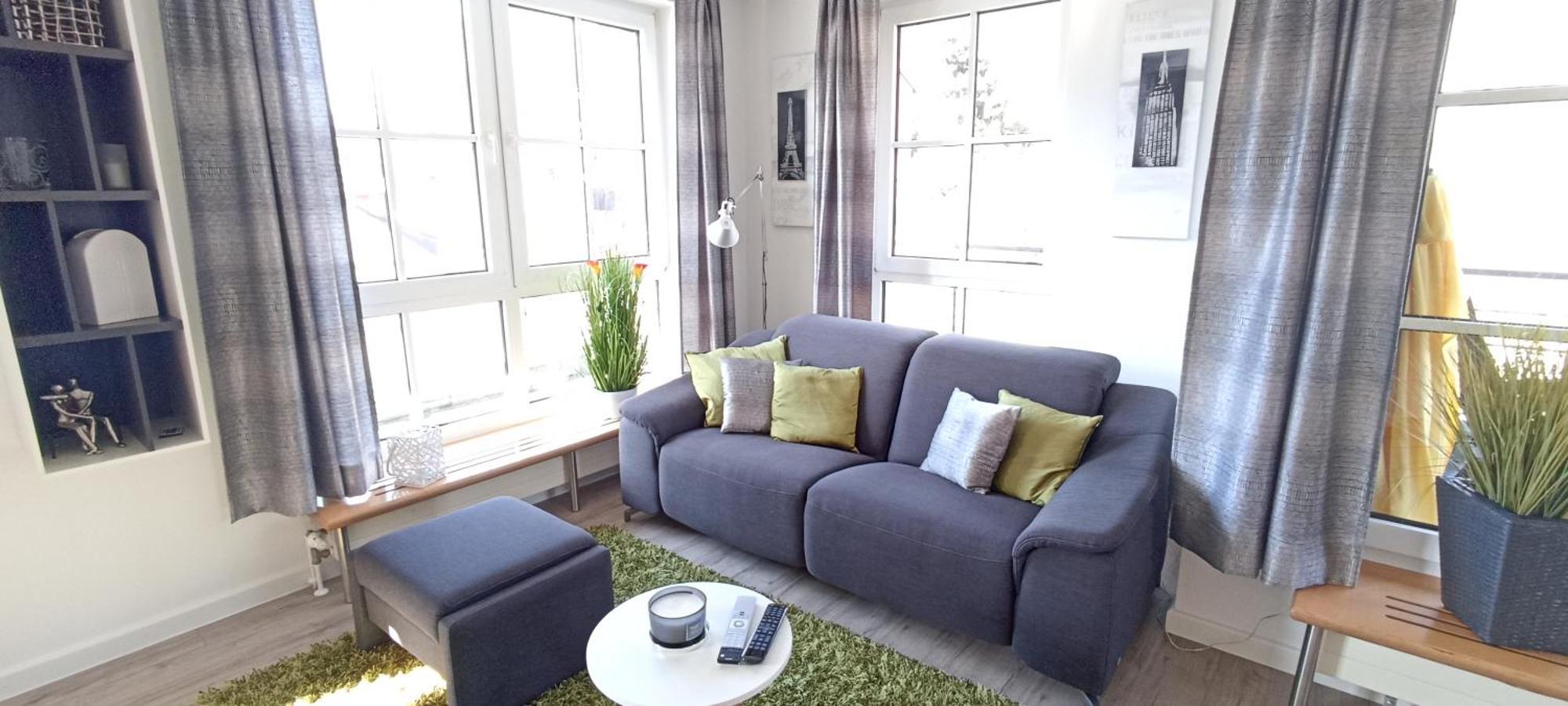 Grosszuegiges Helles Penthouse -Komplette Etage- Mit Balkon Und Stellplatz In Ruhiger Lage คูลม์บาค ภายนอก รูปภาพ