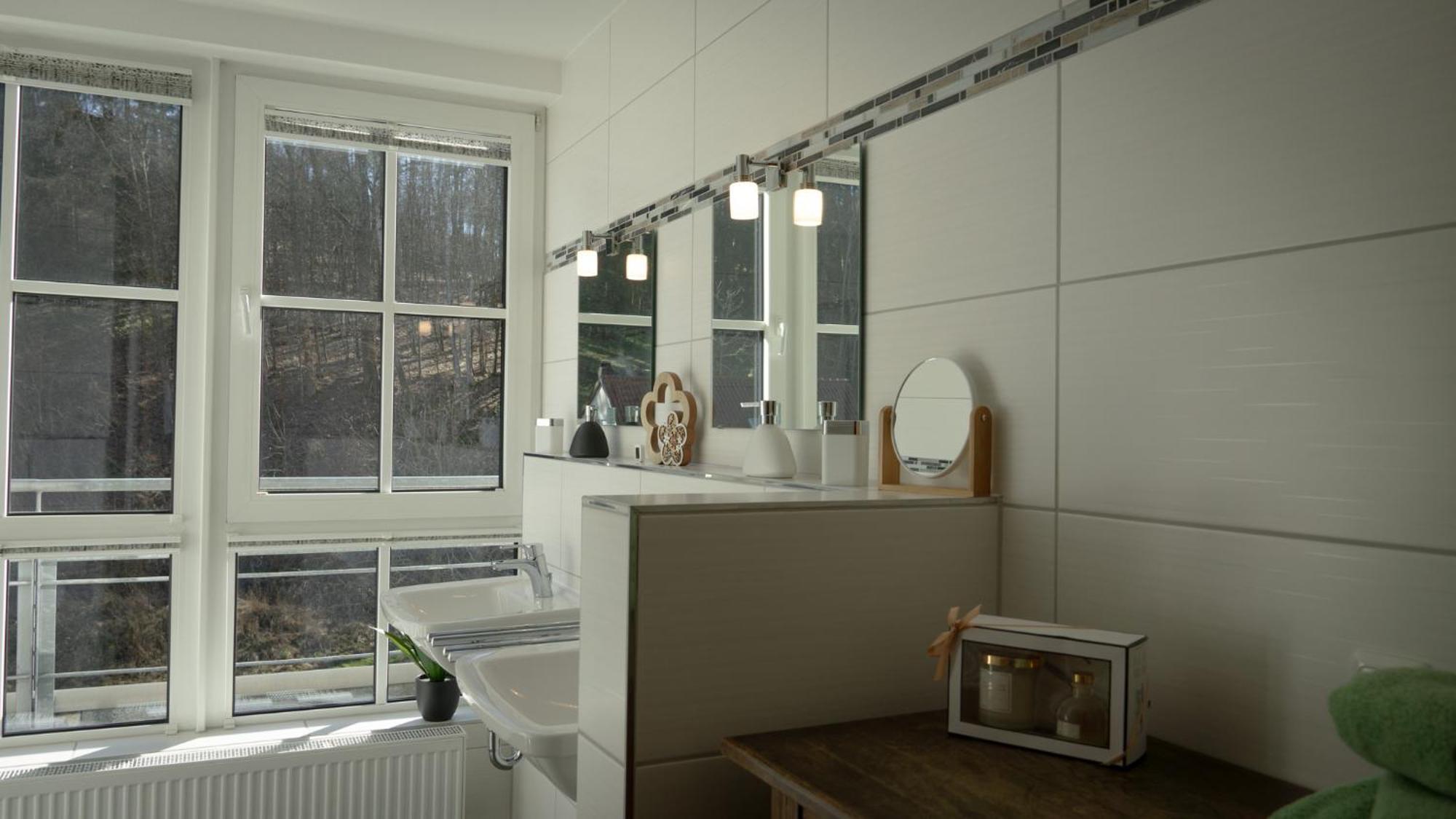 Grosszuegiges Helles Penthouse -Komplette Etage- Mit Balkon Und Stellplatz In Ruhiger Lage คูลม์บาค ภายนอก รูปภาพ