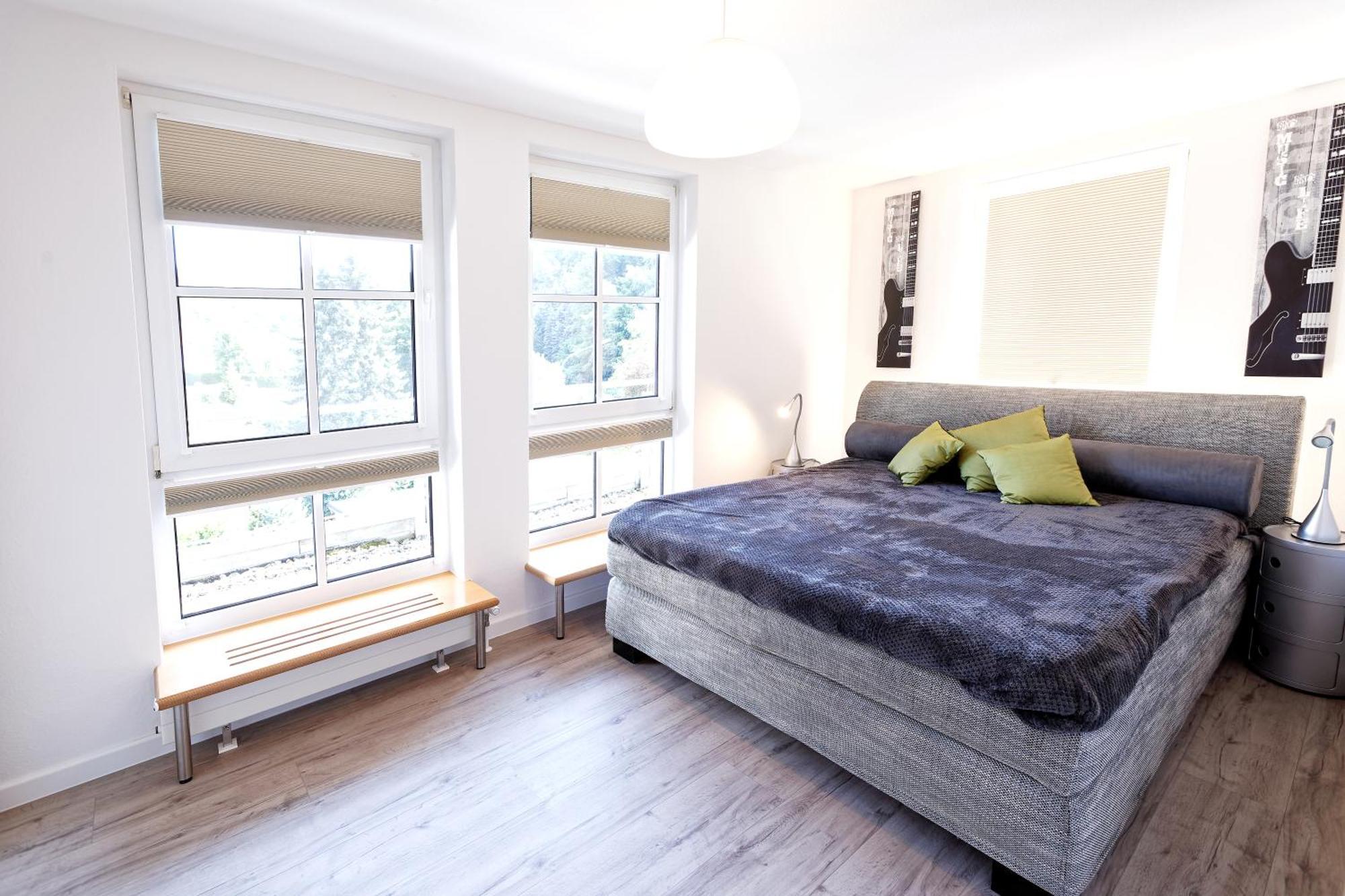 Grosszuegiges Helles Penthouse -Komplette Etage- Mit Balkon Und Stellplatz In Ruhiger Lage คูลม์บาค ภายนอก รูปภาพ